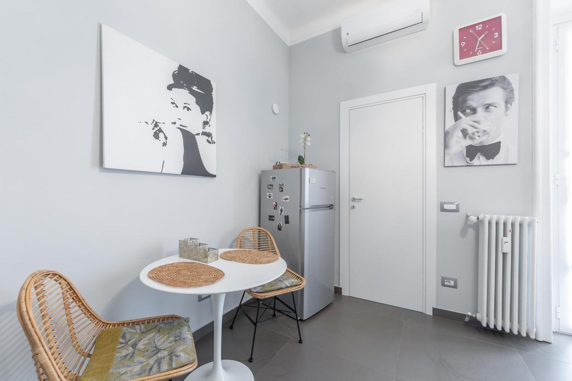 Monolocale Vicino Metro E Aeroporto Linate Apartment Milan Exterior photo